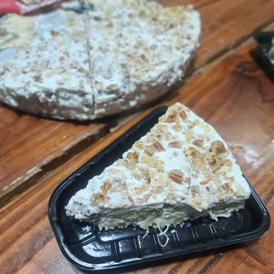 Pay de Carlota vegano at Ùumbal by Health Buddy in Chula Vista