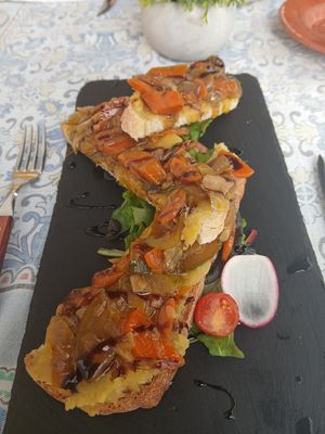 Bruschetta at Cantinho in Faro