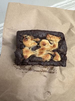   at Dendara in London