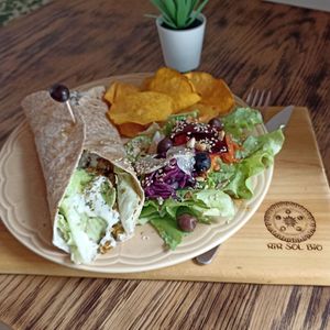 Wrap de soja com Molho de Alho  Vegan at Rir Sol Bio in Alcobaca