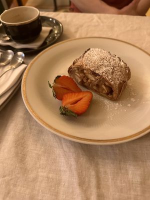Apple strudel with strawberries    at Béchamel in Budapest