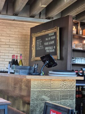  at Cultuur Bar-Bar in Wemmel