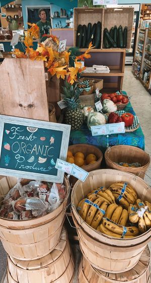 fresh produce  at Food For Thought Market in Marathon
