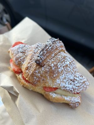 Strawberry Custard Croissant   at Bakkerij FUNK in Antwerpen
