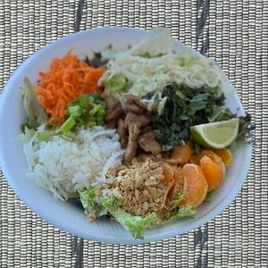 Thai Peanut Salad

Spring Mix, Grilled Soy Curls,  Napa Cabbage, Daikon Radish,  Shredded Carrot, Orange slices, Basil, Mint, Cilantro, Lime, Peanuts, Chives, Thai Peanut Dressin at The Winnesota Wonder in Oak Park Heights