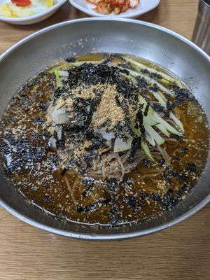 물막국수 at Park Myeong-do Bongpyeong Buckwheat Makguksu- 박명도 봉평 메밀막국수 in Seoul
