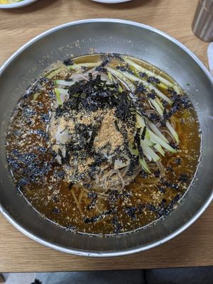 물막국수 at Park Myeong-do Bongpyeong Buckwheat Makguksu- 박명도 봉평 메밀막국수 in Seoul