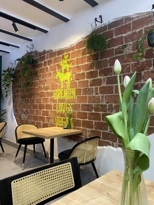 Schöne Idee  at VeganLand in Bremen