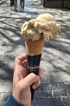  at Gelatería Boulevard in San Sebastian