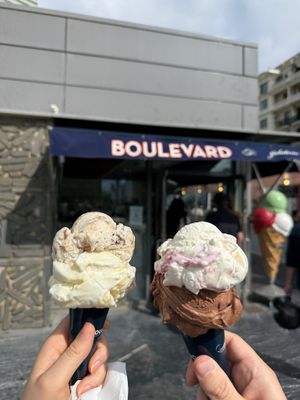  at Gelatería Boulevard in San Sebastian