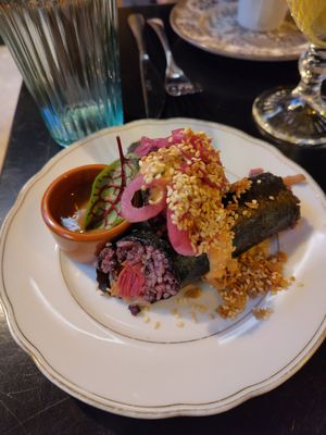 Friday anti food waste dinner - tapas #2 sushi, after a tasty pumpkin soup at Planttrekkerij  in Antwerpen