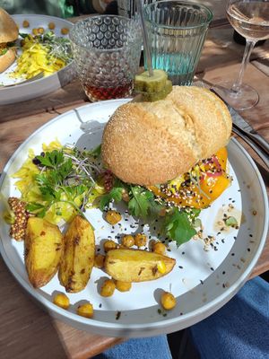 Burger at Planttrekkerij  in Antwerpen