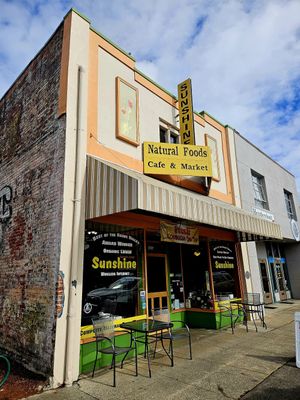Sunshine Natural Foods Cafe & Market at Sunshine Natural Foods Cafe in Grants Pass