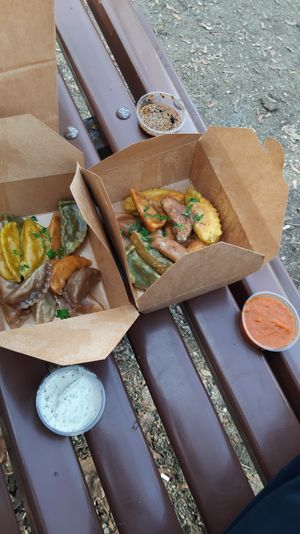small vegan momos experience (for takeaway because of Covid) at Momos - Organic Veggie Dumplings in Berlin