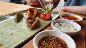  at Momos - Organic Veggie Dumplings in Berlin