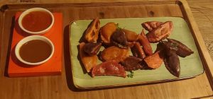 18 pieces at Momos - Organic Veggie Dumplings in Berlin