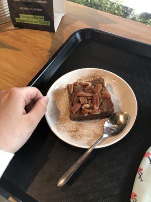 Brownie at Momos - Organic Veggie Dumplings in Berlin