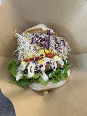   at Fu Xin Yuan - 這素漢堡 in New Taipei City