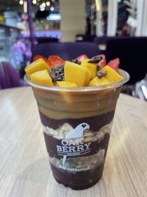 Oakberry 2nd biggest one  #Veganuary at Oakberry Acai in Bangkok