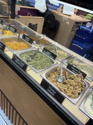 Toppings  #Veganuary at Oakberry Acai in Bangkok