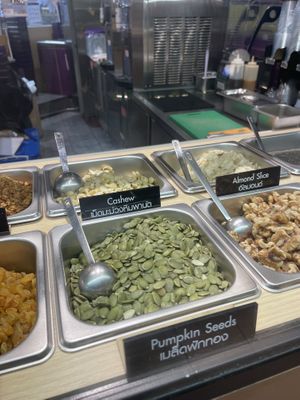  #Veganuary at Oakberry Acai in Bangkok