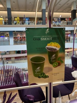 More smoothies!   at Oakberry Acai in Bangkok