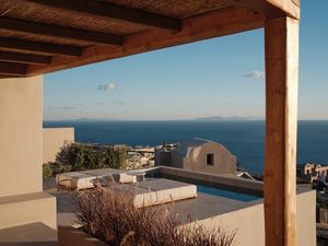  at Ethos Vegan Retreat in Santorini