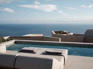  at Ethos Vegan Retreat in Santorini