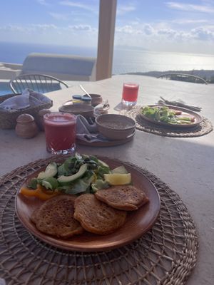 Chickpea omelettes, watermelon juice and more. We loved that we weren’t just eating junk food vegan the entire stay. We ate actual PLANTS, literally from the owner’s garden  at Ethos Vegan Retreat in Santorini