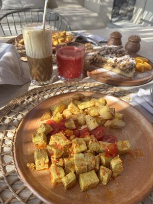 Tofu with potato and apple pie   at Ethos Vegan Retreat in Santorini