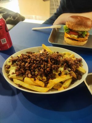 Loaded fries with beyond mince at Eden Jaxx - Illum in Copenhagen