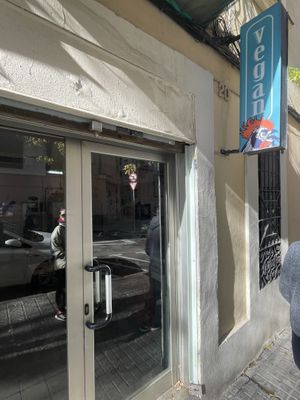 Outside #Veganuary at La Galla Tasca Vegana in Barcelona