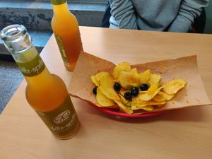 Aperitiu at La Galla Tasca Vegana in Barcelona