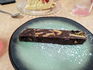 Chocolate, peanut and cookies at La Galla Tasca Vegana in Barcelona
