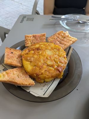Tortilla de patata con chorizo de heura at La Galla Tasca Vegana in Barcelona