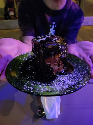 Tarta de chocolate at La Galla Tasca Vegana in Barcelona