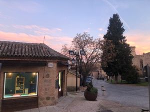 Amanecer acompañados de un Desayuno con Alma..   at NaturalMente - Italian Coffee Shop in Toledo