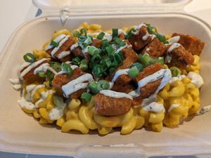 Buffalo mac at Lively Up Yourself in Sisters