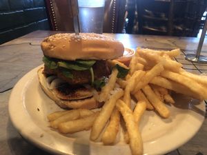 Chicken sandwich at Kitchen 17 in Chicago