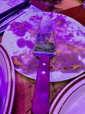 All that was left of the AMAZING cheesy garlic bread  at Kitchen 17 in Chicago