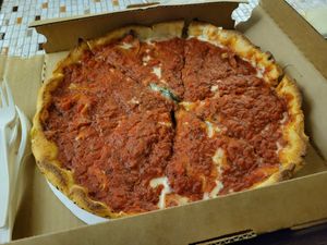 Pepperoni deep dish at Kitchen 17 in Chicago