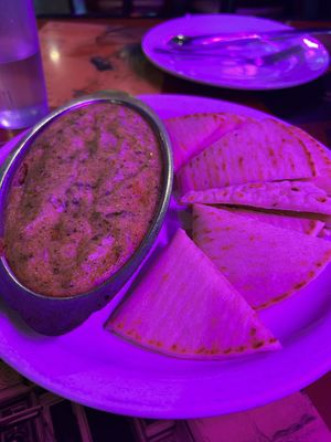 Artichoke dip was eh ok  at Kitchen 17 in Chicago