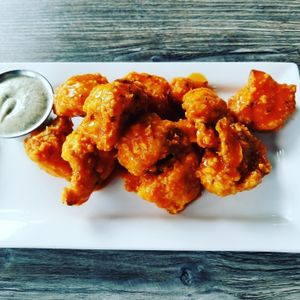 buffalo cauliflower at Kitchen 17 in Chicago