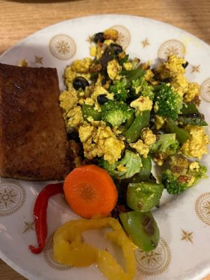 Tofu scramble & tofu bacon at Caffe at Amy's in Buffalo