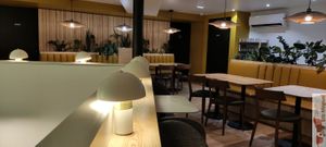 UPstairs at La Pizza de Nico in Paris