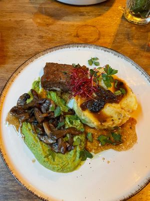 The vegan Irish dish. Exquisite I must say. The vegan meat is one of my favourites ever! The green pea puree was a bit strong in flavour but when eaten combined: amazing! at avant garden in Maastricht