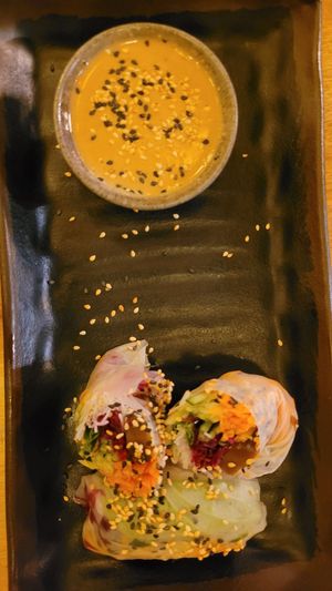 Fresh spring roll at 123WOK Laureles in Medellin