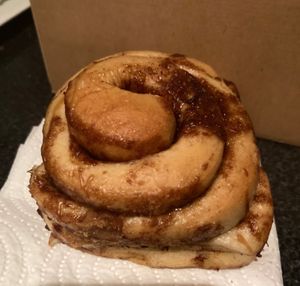 Cinnamon roll, dry as hell at MadRolls - Cinnamon Rolls in Madrid