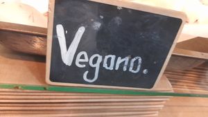 Adn they do 100% vegan rolls. And they are rish and yummy.  at MadRolls - Cinnamon Rolls in Madrid