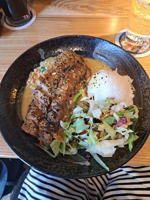 Vegane Ente in Erdnusssoße at SAIKYO in Deggendorf